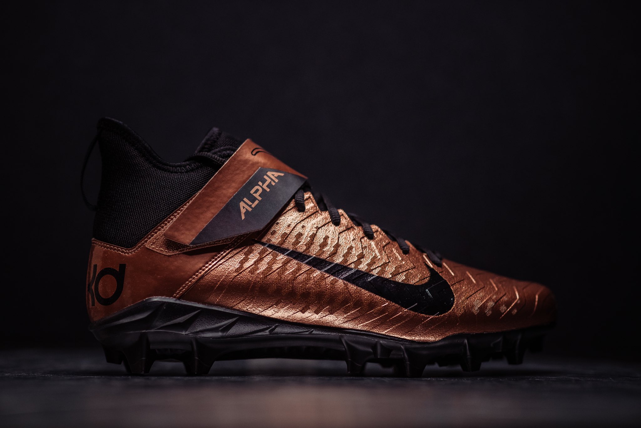 Texas Football to Wear Exclusive Nike Vapor Edge 360 VC Cleats