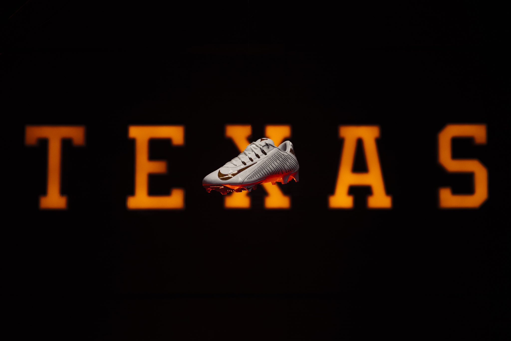 Texas Football to Wear Exclusive Nike Vapor Edge 360 VC Cleats