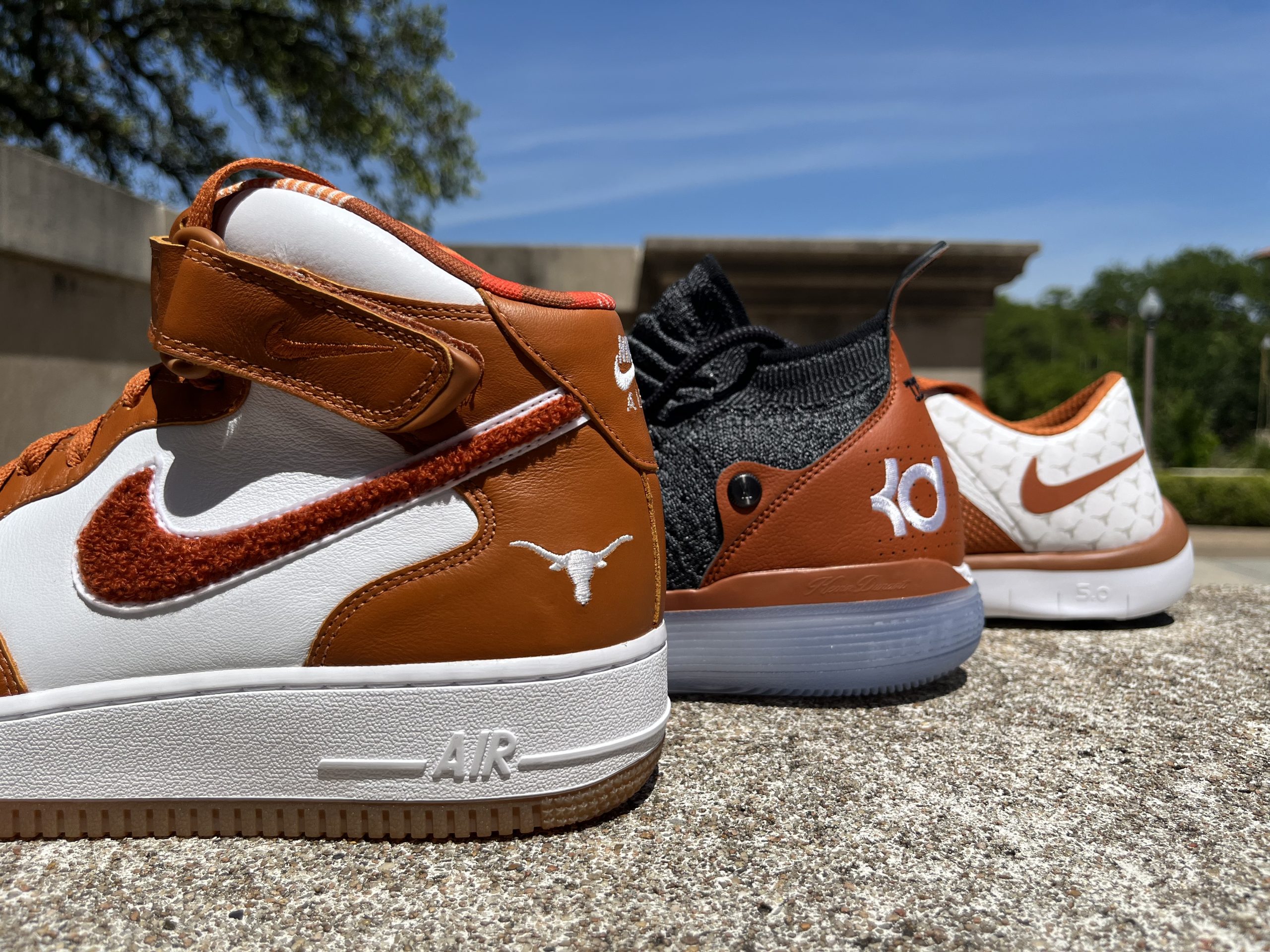 Cover Nike University of Texas Longhorns UT Burnt Orange White Top 10 Texas Sneakers Shoes Kicks